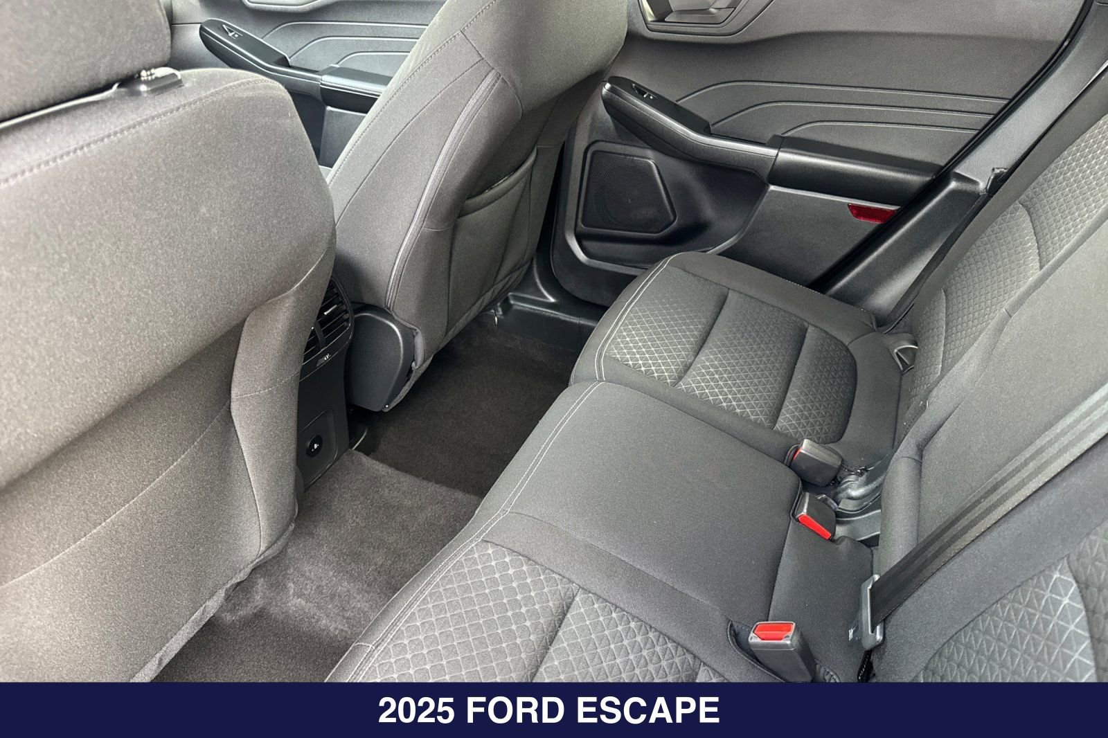 Used 2025 Ford Escape Active FWD image 13