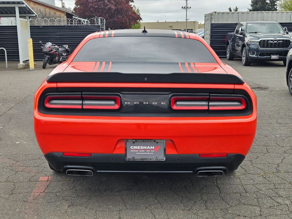 Used 2016 Dodge Challenger R/T Plus RWD image 6