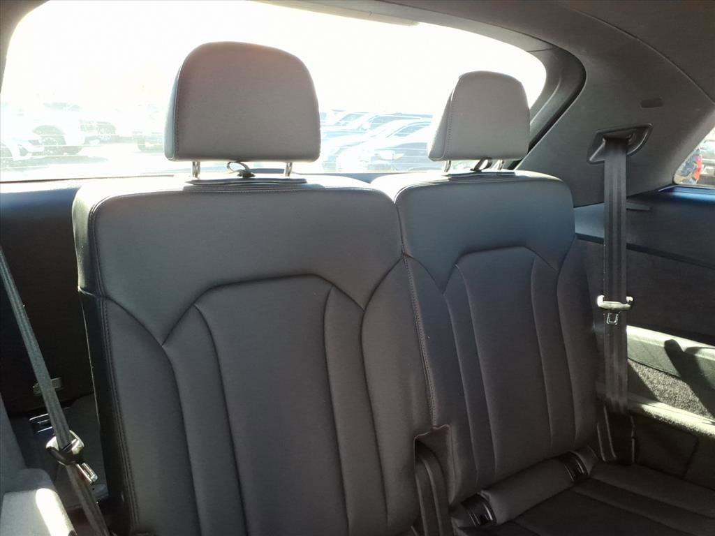 Used 2020 Audi Q7 3.0T Premium w/ Convenience Package image 15