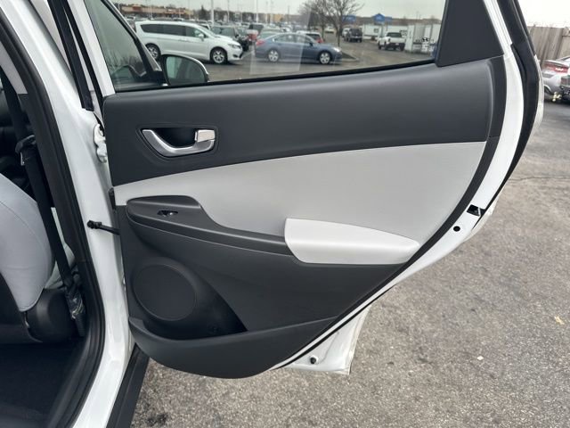 Used 2023 Hyundai Kona SEL w/ Convenience Package image 31