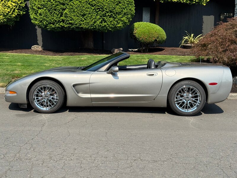 Used 1998 Chevrolet Corvette Convertible w/ Memory Pkg RWD image 8