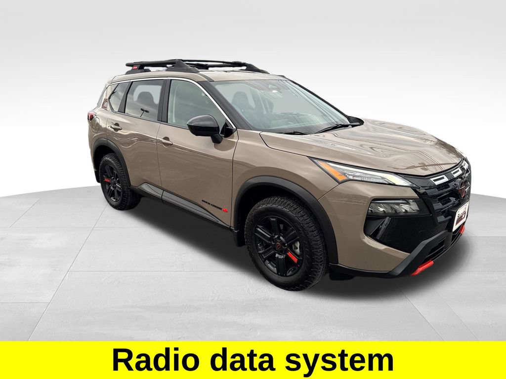 Certified 2025 Nissan Rogue SV image 9