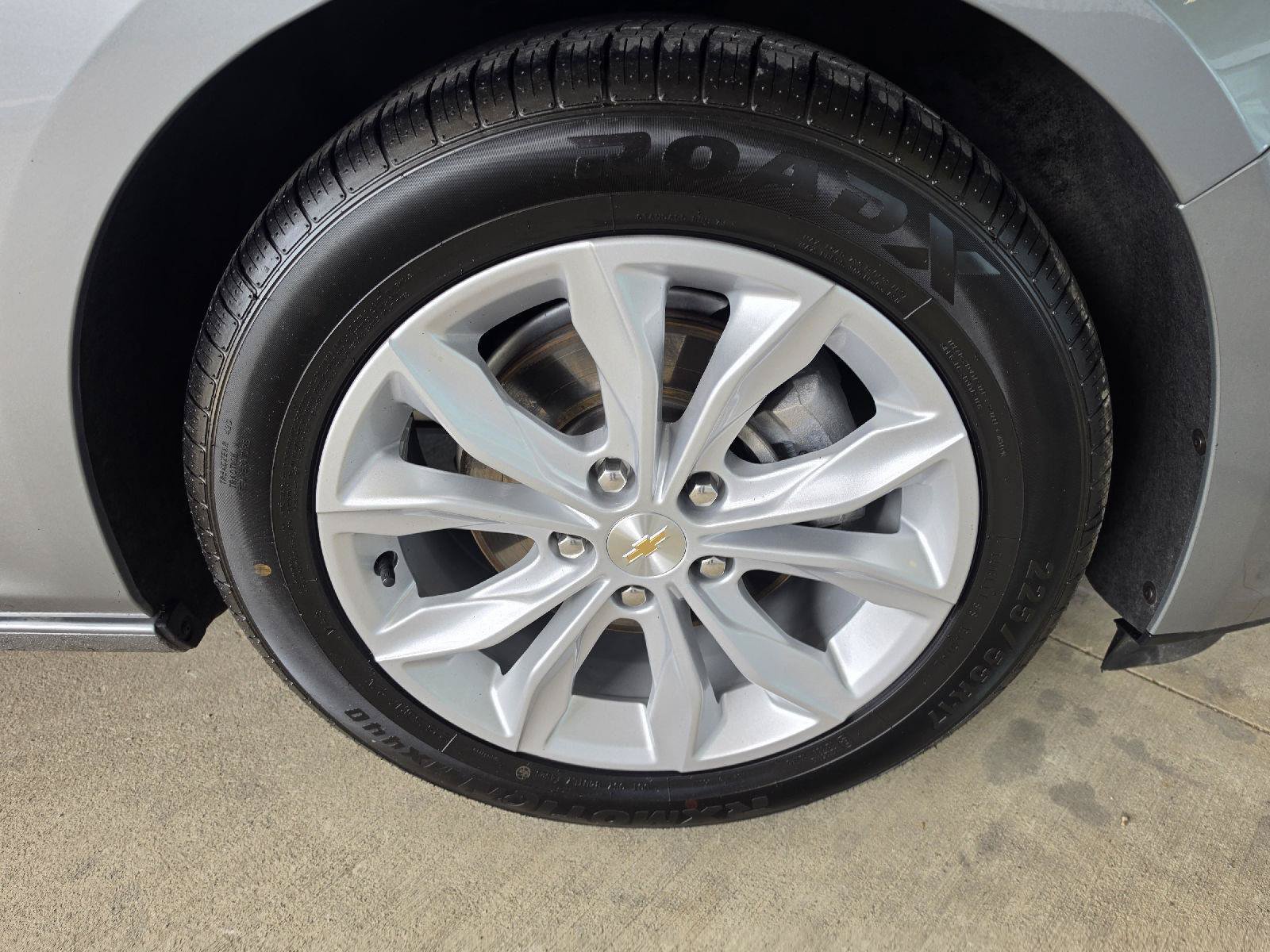 Used 2025 Chevrolet Malibu LT FWD image 6