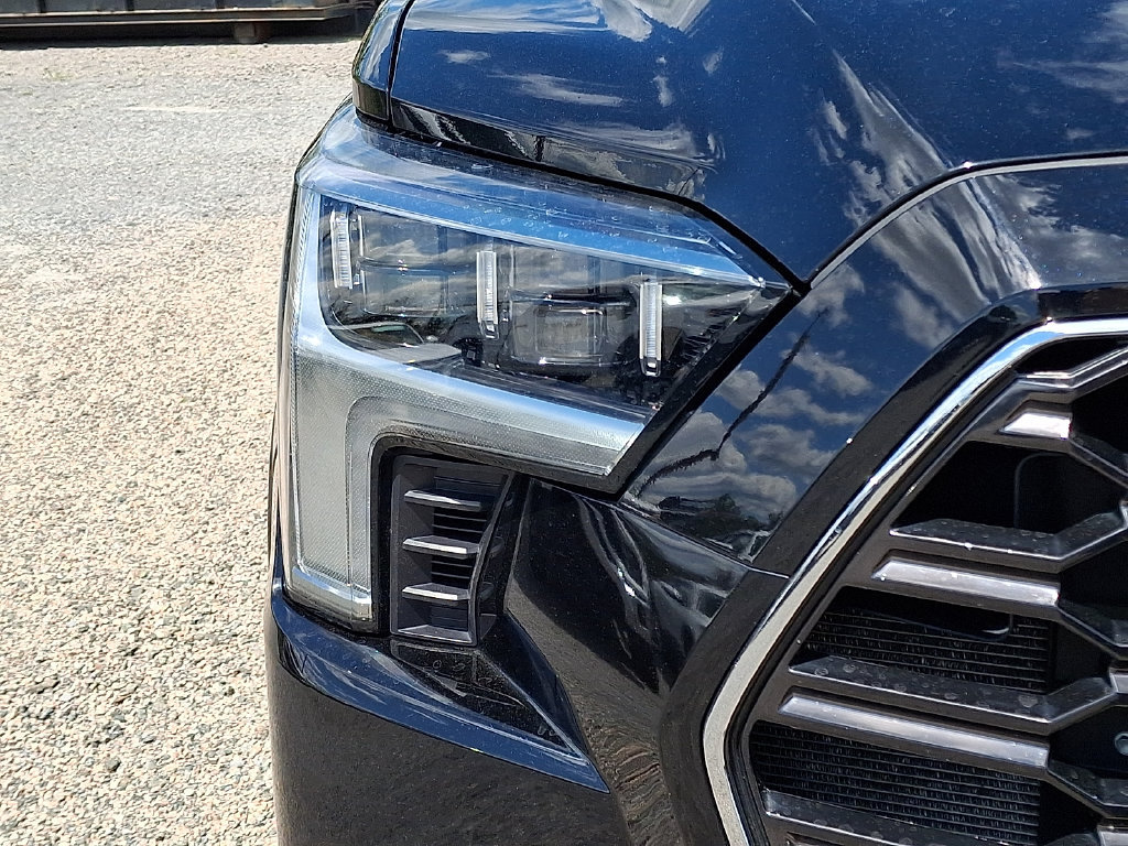Used 2024 Toyota Sequoia Platinum AWD/4WD image 12