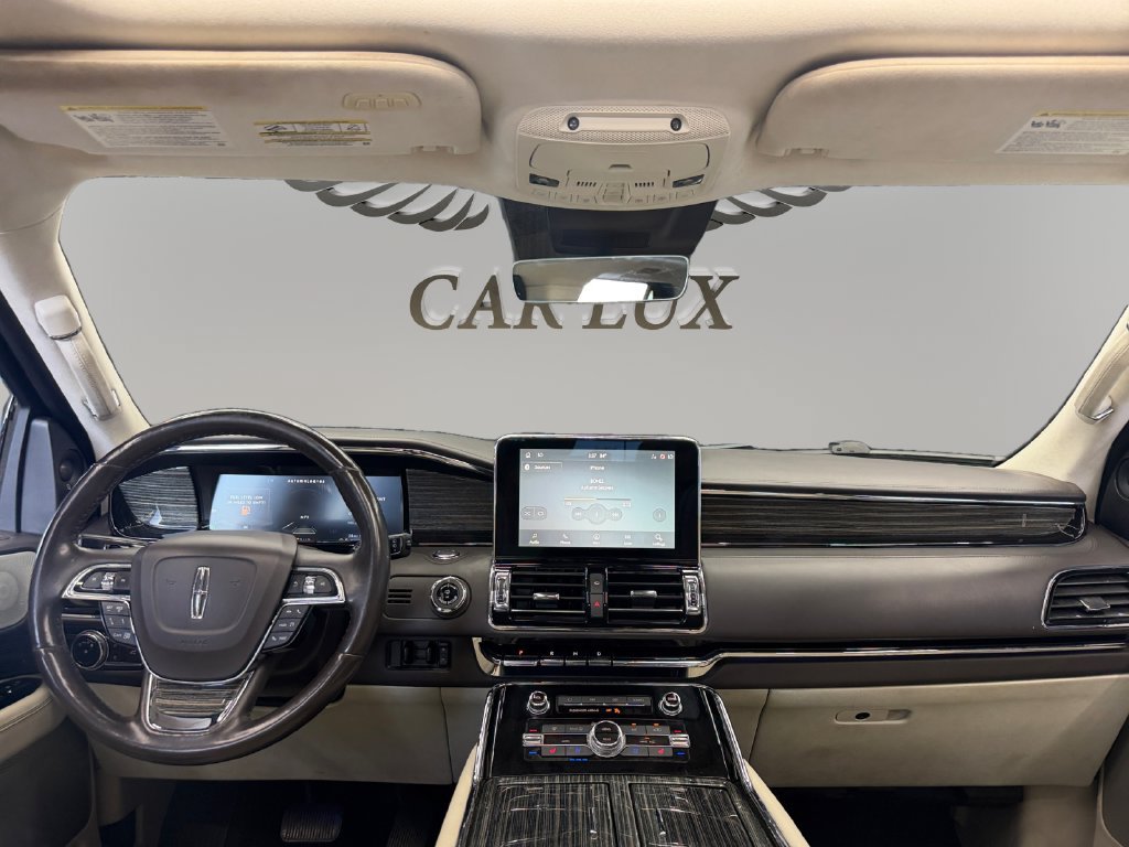 Used 2021 Lincoln Navigator Black Label w/ Cargo Convenience Package AWD/4WD image 11