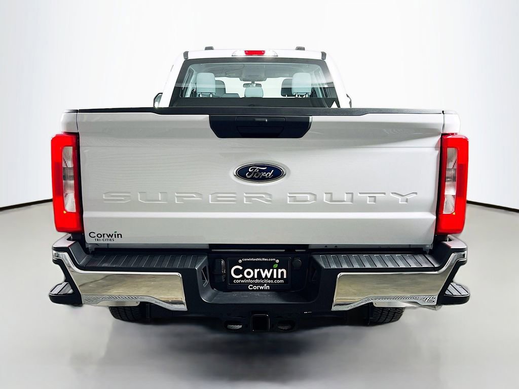 New 2026 Ford F250 XL w/ XL Chrome Package image 13