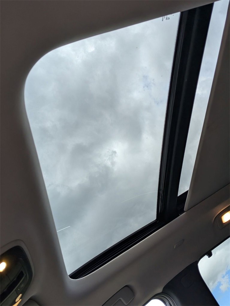 Certified 2025 INFINITI QX60 Luxe image 15