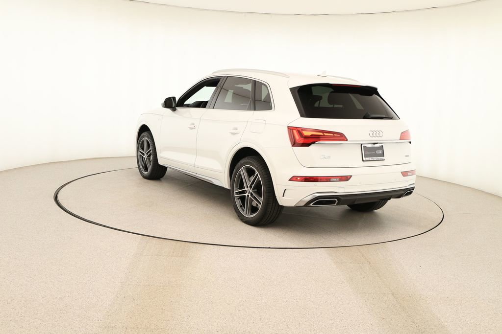 Certified 2022 Audi Q5 e Premium w/ Convenience Package image 3