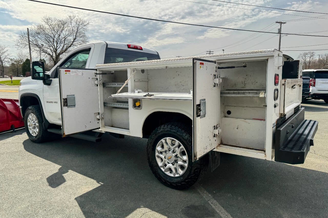 Used 2022 Chevrolet Silverado 3500 LT w/ Convenience Package image 23