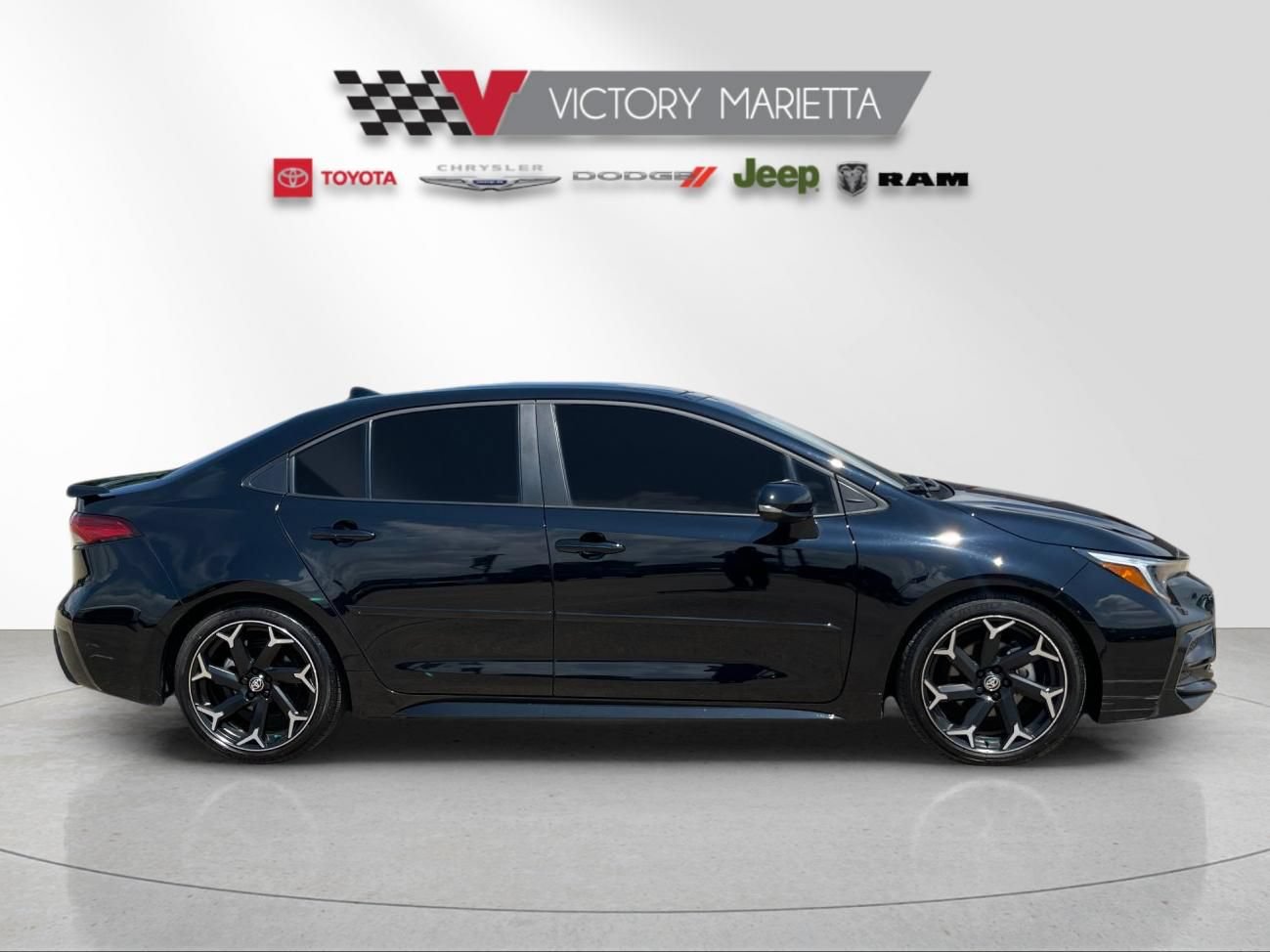 Used 2025 Toyota Corolla FX w/ Convenience Package FWD image 6