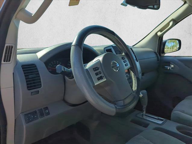 Used 2017 Nissan Frontier SV w/ SV Value Truck Package image 13