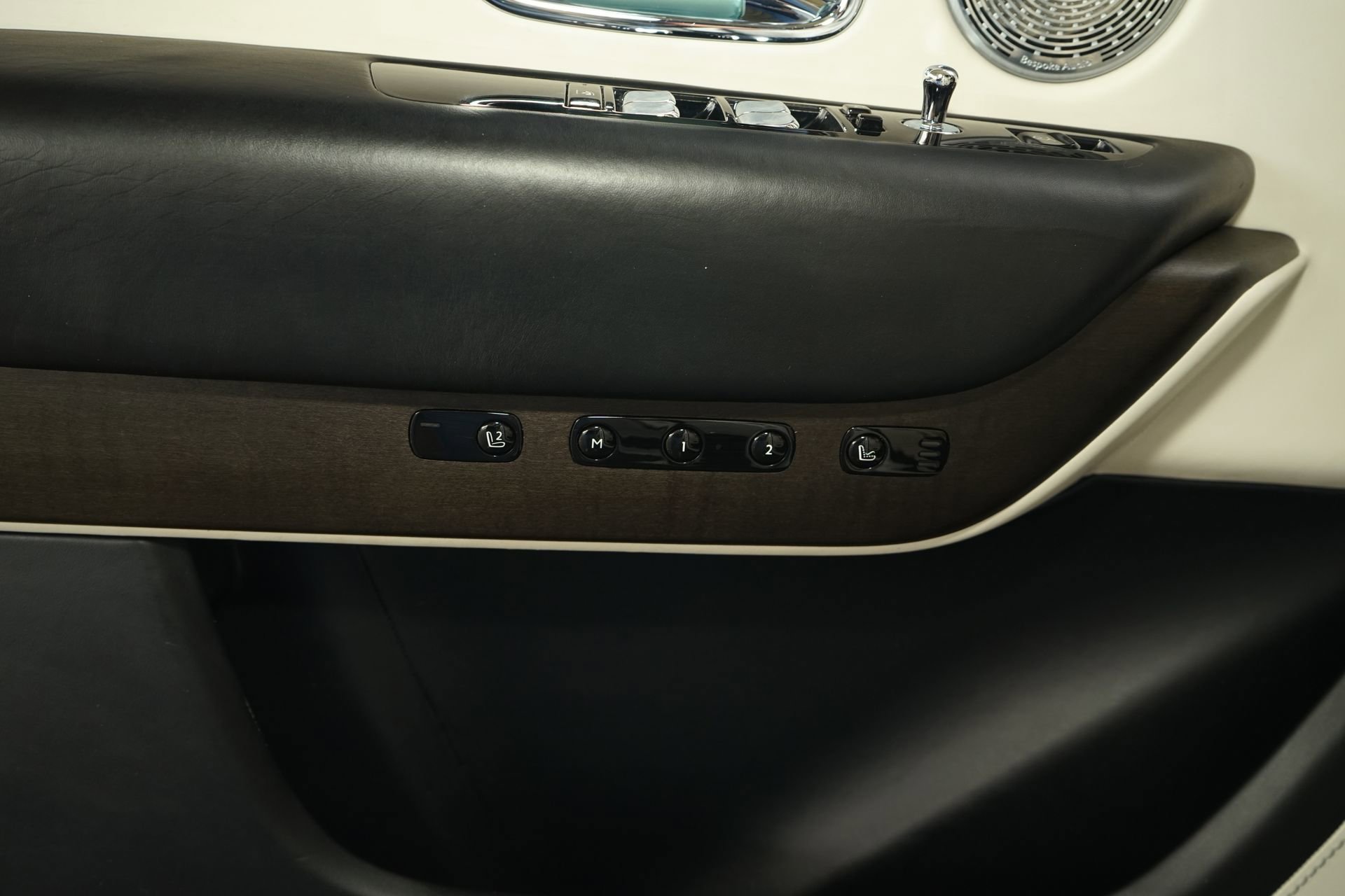 Used 2019 Rolls-Royce Cullinan AWD/4WD image 30
