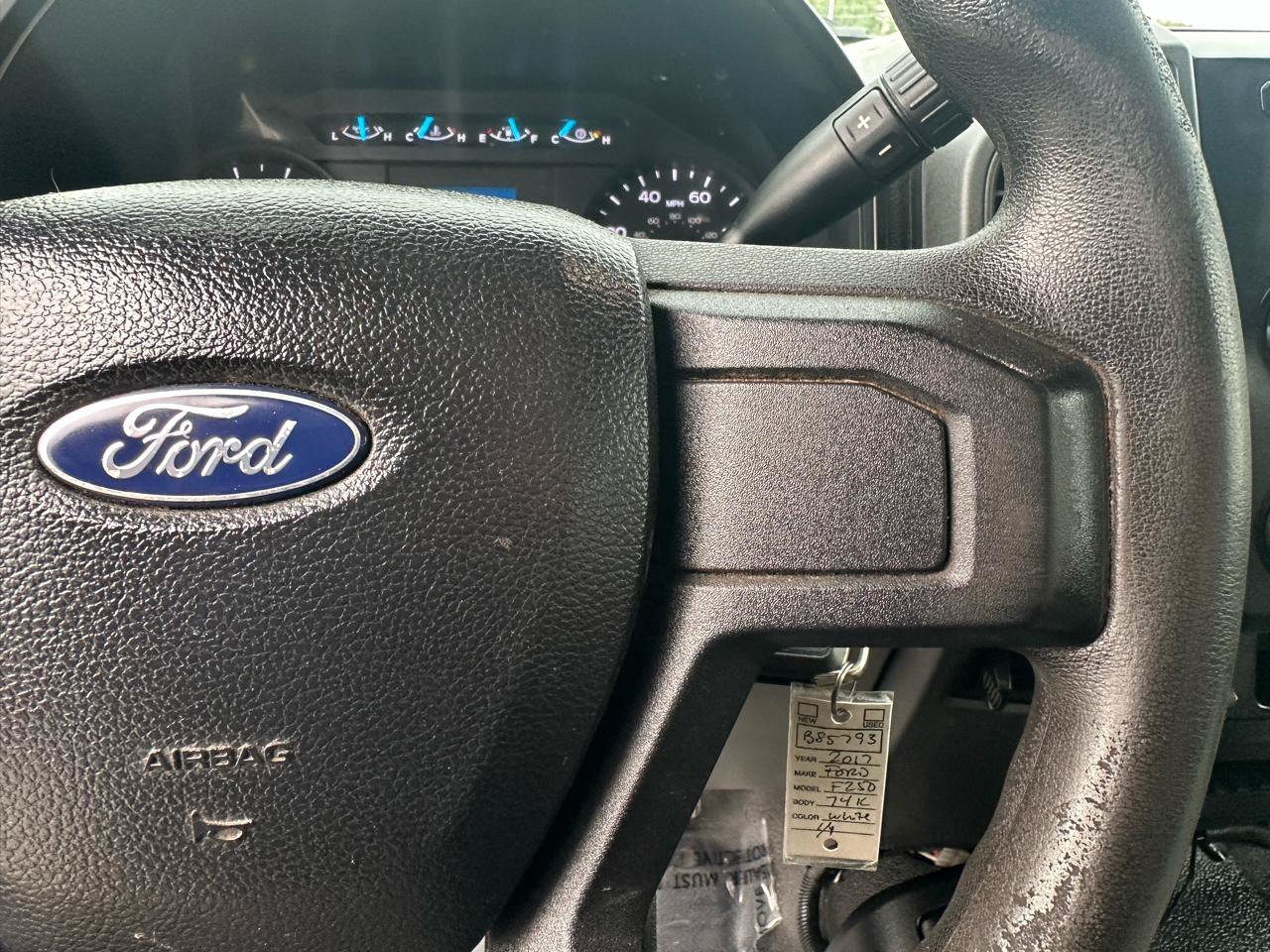 Used 2017 Ford F250 XL w/ XL Decor Group AWD/4WD image 30