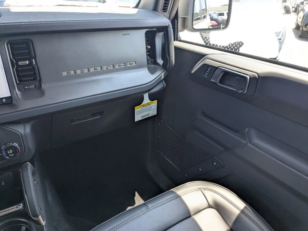 New 2025 Ford Bronco Badlands image 19