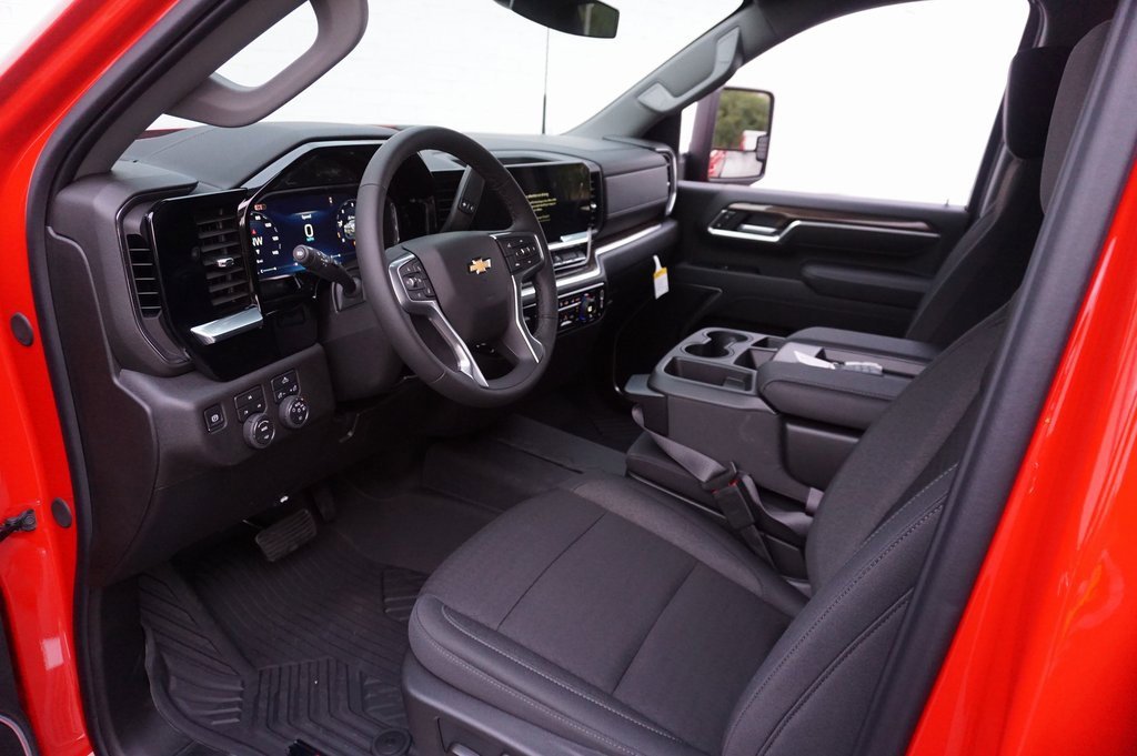 New 2026 Chevrolet Silverado 2500 LT w/ Convenience Package image 9