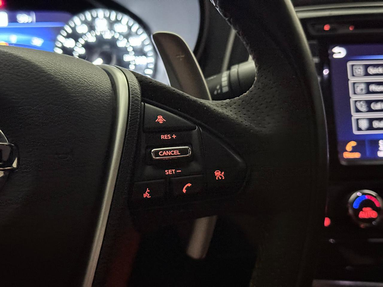 Used 2020 Nissan Maxima SR w/ Sport Mat Group FWD image 38