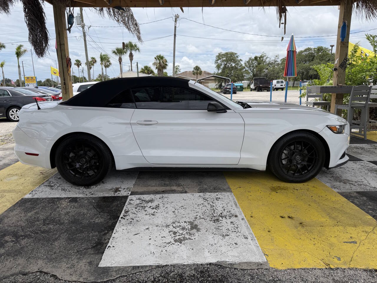 Used 2016 Ford Mustang Convertible w/ Equipment Group 051A RWD image 5