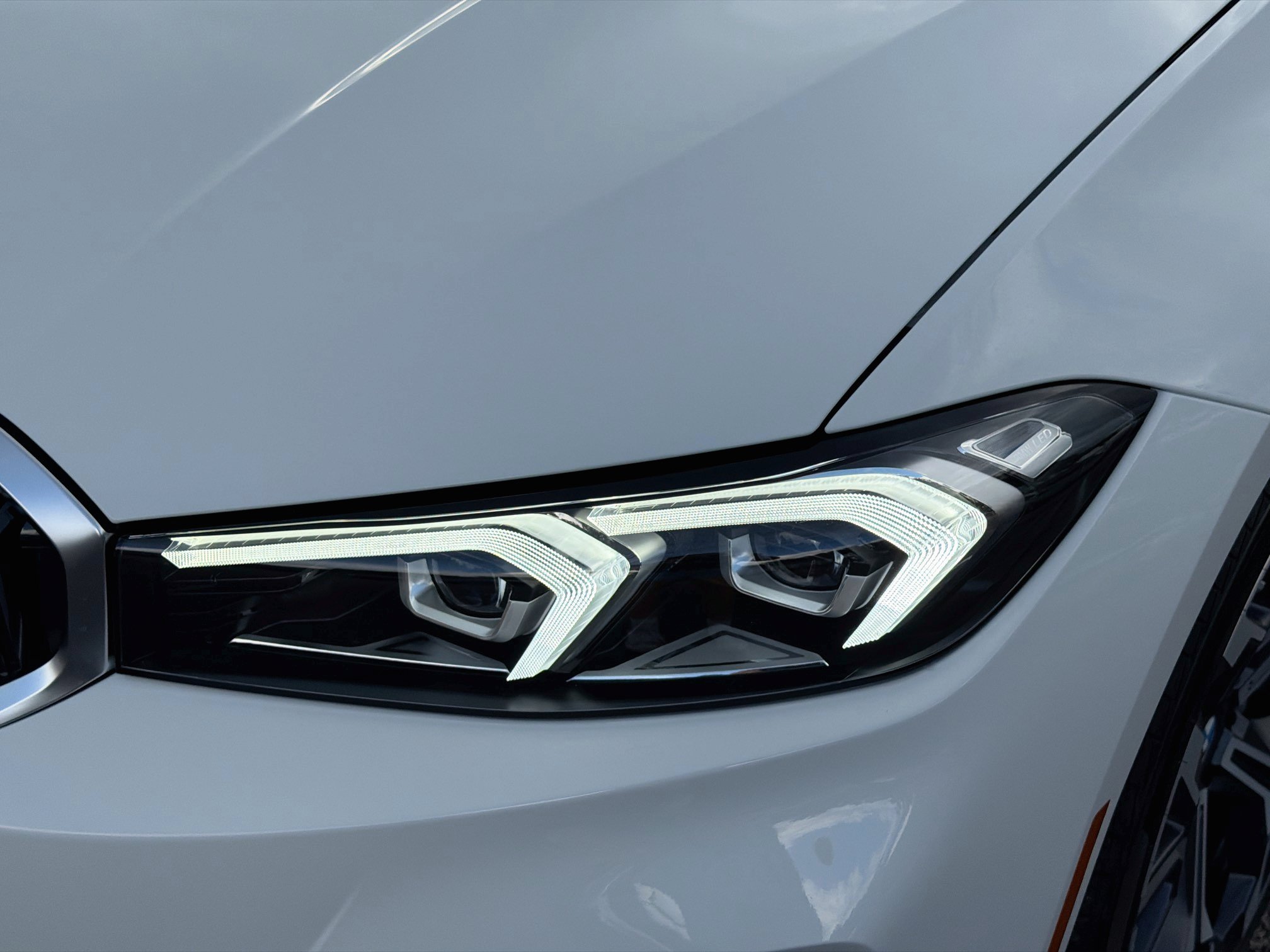 New 2026 BMW 330i Sedan w/ Premium Package RWD image 9