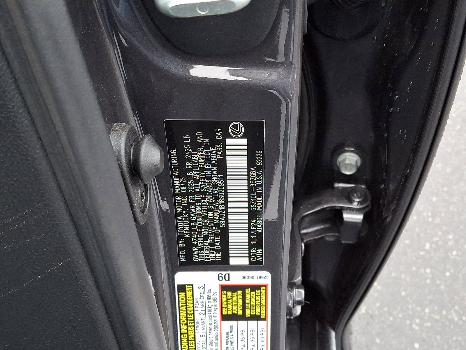 Used 2025 Lexus ES 350 F Sport w/ Accessory Package (Z1) image 27