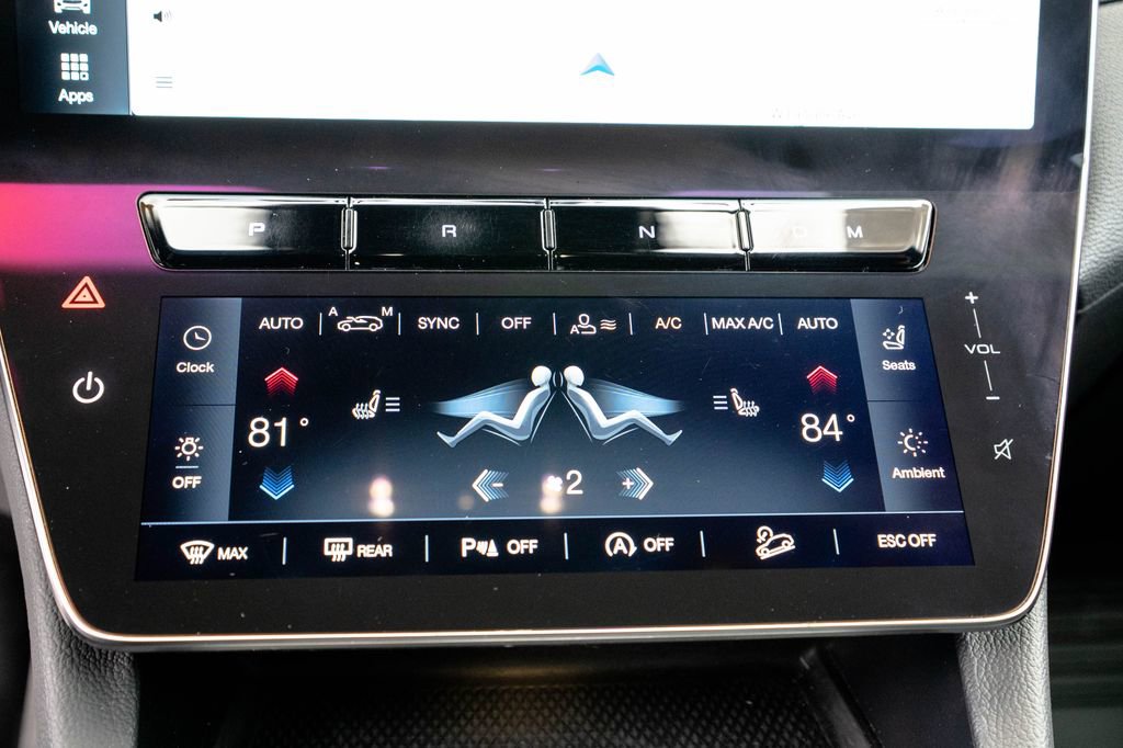 Used 2024 Maserati Grecale GT image 29