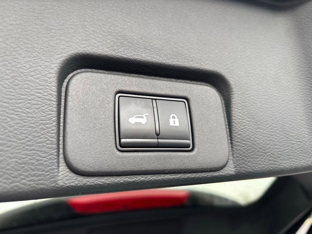 Used 2024 Nissan Rogue Platinum w/ Platinum Premium Package image 22