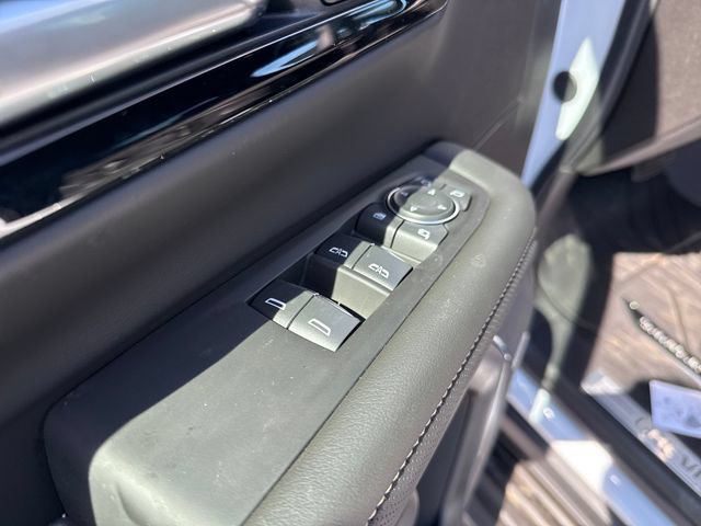 New 2026 Chevrolet Suburban Premier w/ Sun And Tow Package AWD/4WD image 12