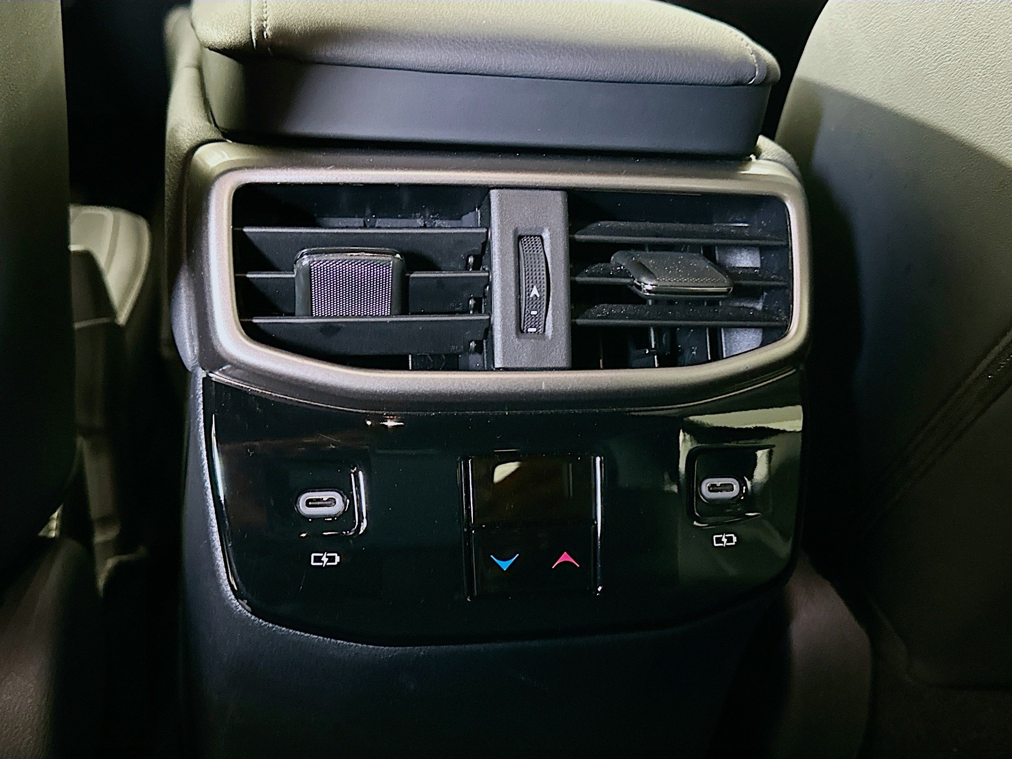 Used 2024 Lexus RX 350 Premium w/ Cold Area Package FWD image 28