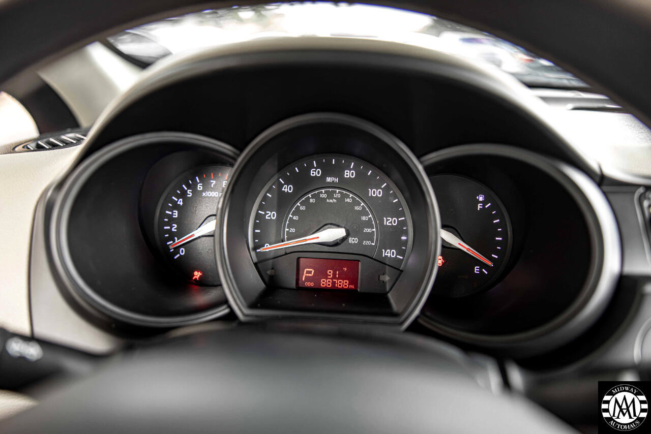 Used 2013 Kia Rio LX w/ PWR Pkg image 22