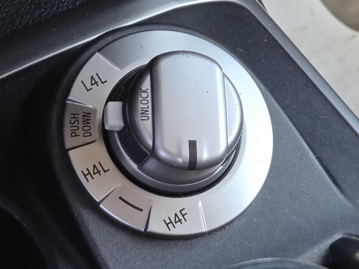 Used 2023 Toyota 4Runner Limited AWD/4WD image 6