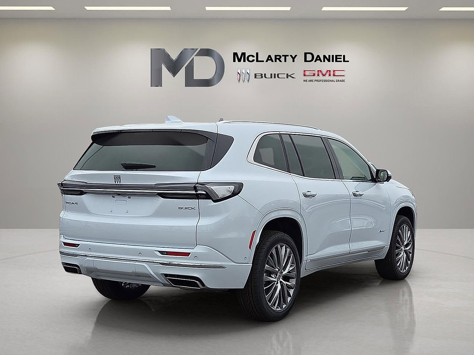 New 2026 Buick Enclave Avenir image 5