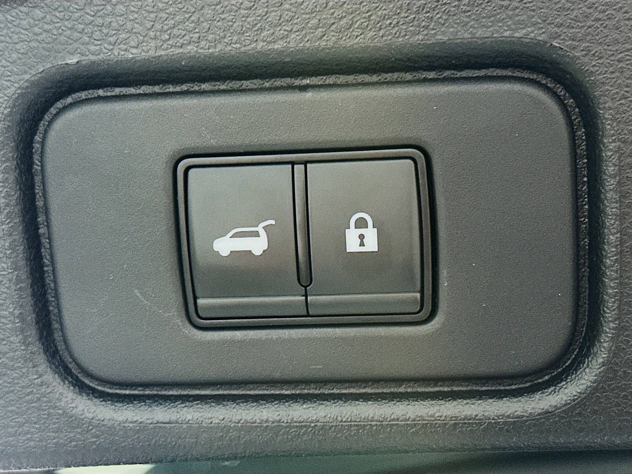 Used 2023 Nissan Pathfinder SL image 30