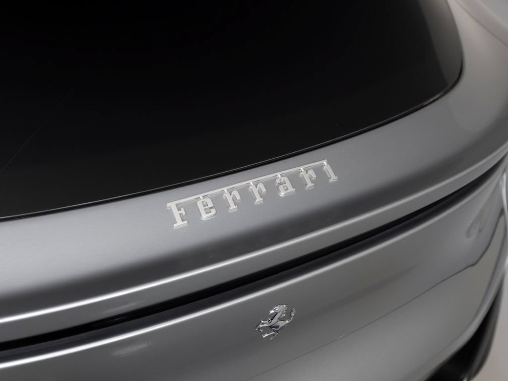 Used 2023 Ferrari Purosangue AWD/4WD image 35