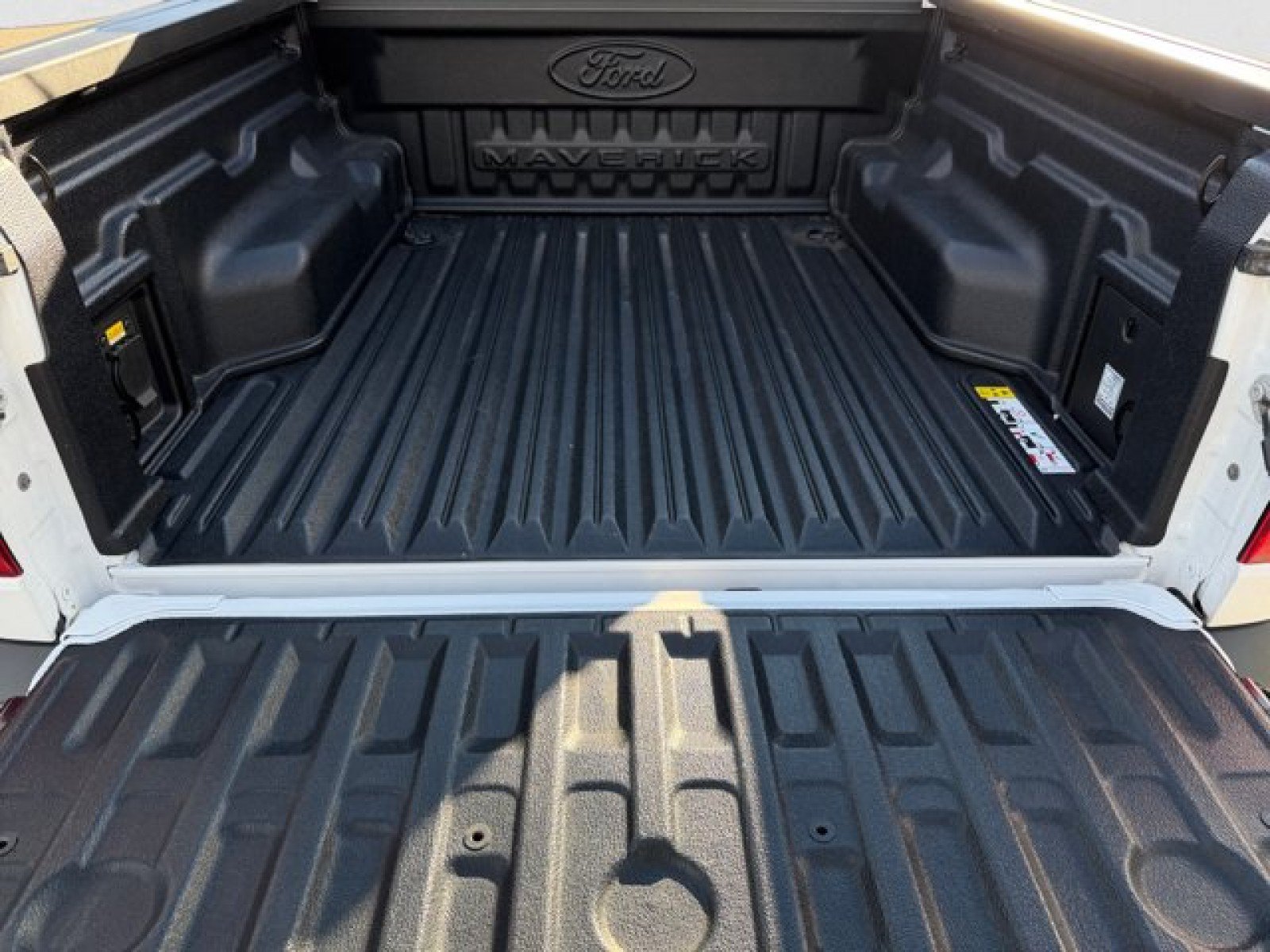 Used 2024 Ford Maverick XLT w/ XLT Luxury Package AWD/4WD image 17