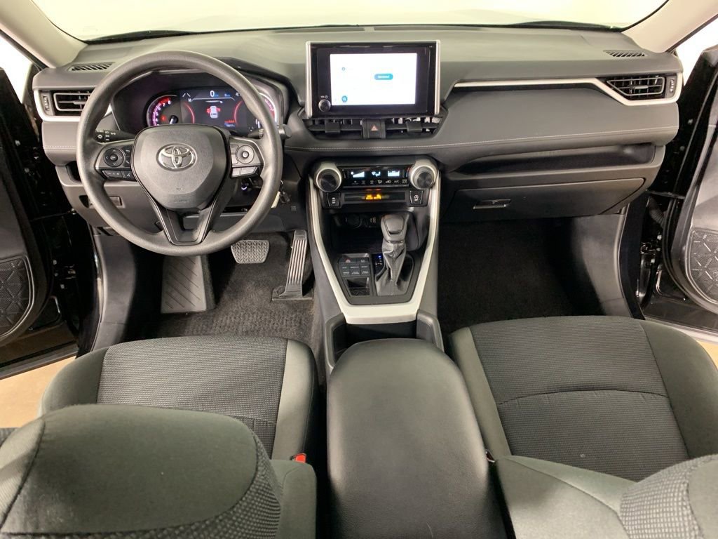 Used 2024 Toyota RAV4 LE image 34