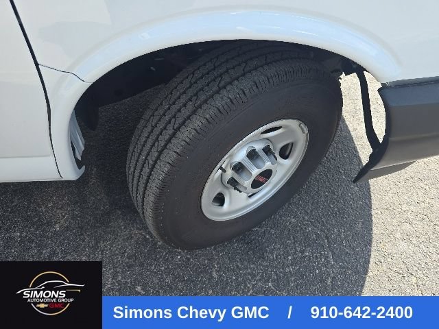 Used 2025 GMC Savana 3500 RWD image 41