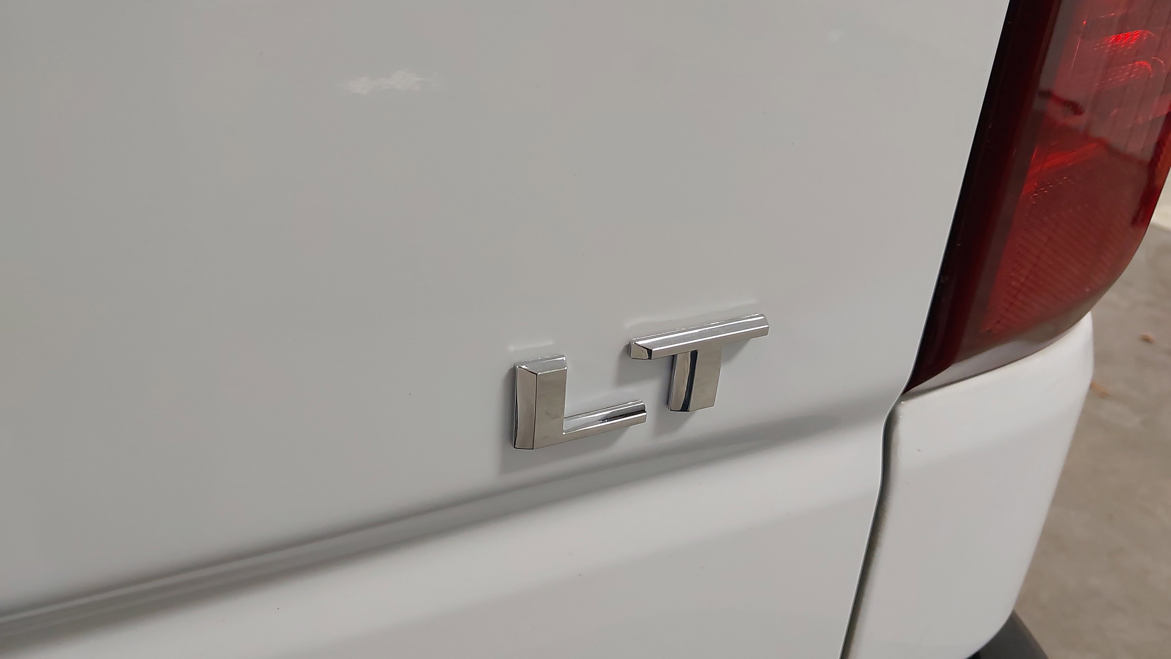 Certified 2023 Chevrolet Silverado 1500 LT w/ Z71 Off-Road Package image 33