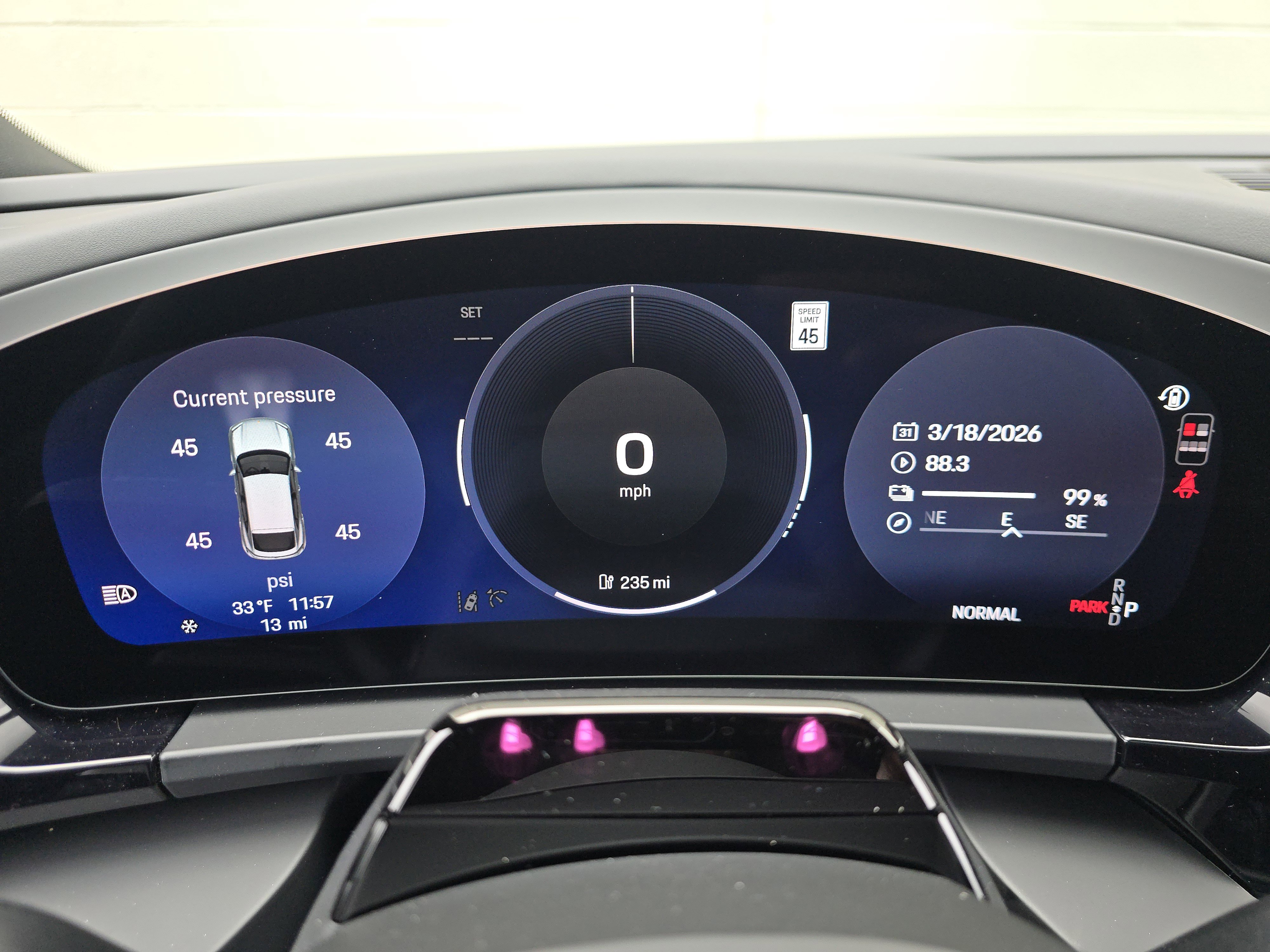New 2026 Porsche Macan 4 Electric image 19