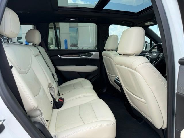 Used 2023 Cadillac XT6 Sport AWD/4WD image 10