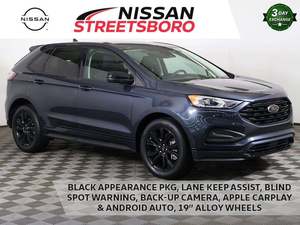 Used 2022 Ford Edge SE w/ Black Appearance Package
