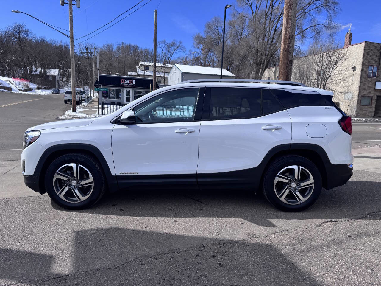 Used 2019 GMC Terrain SLT w/ Preferred Package image 4