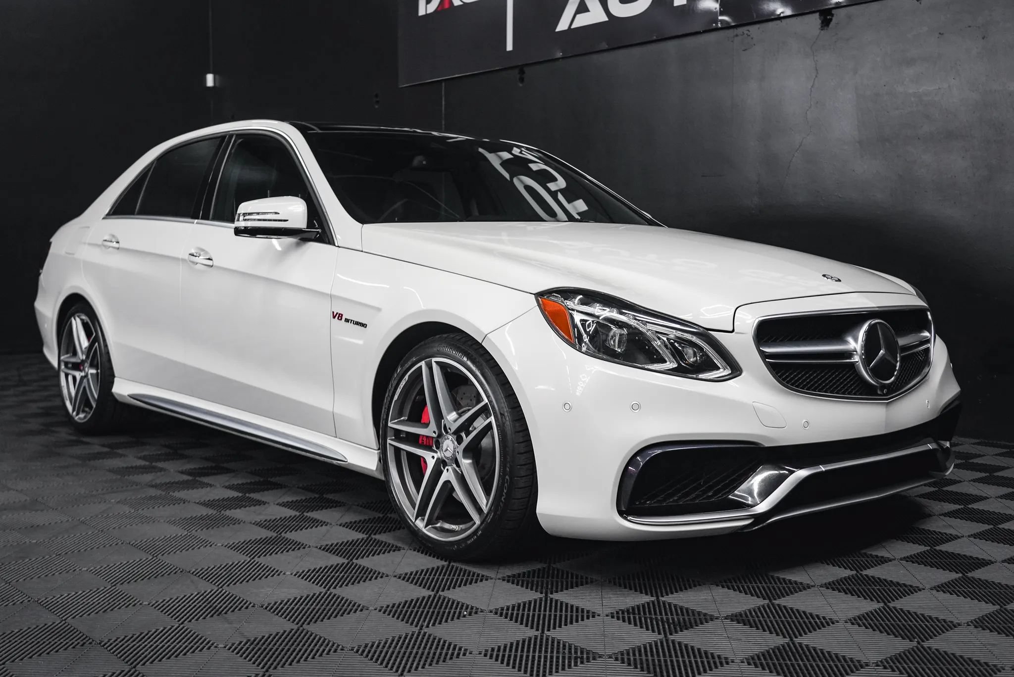 Used 2014 Mercedes-Benz E 63 AMG S-Model image 21