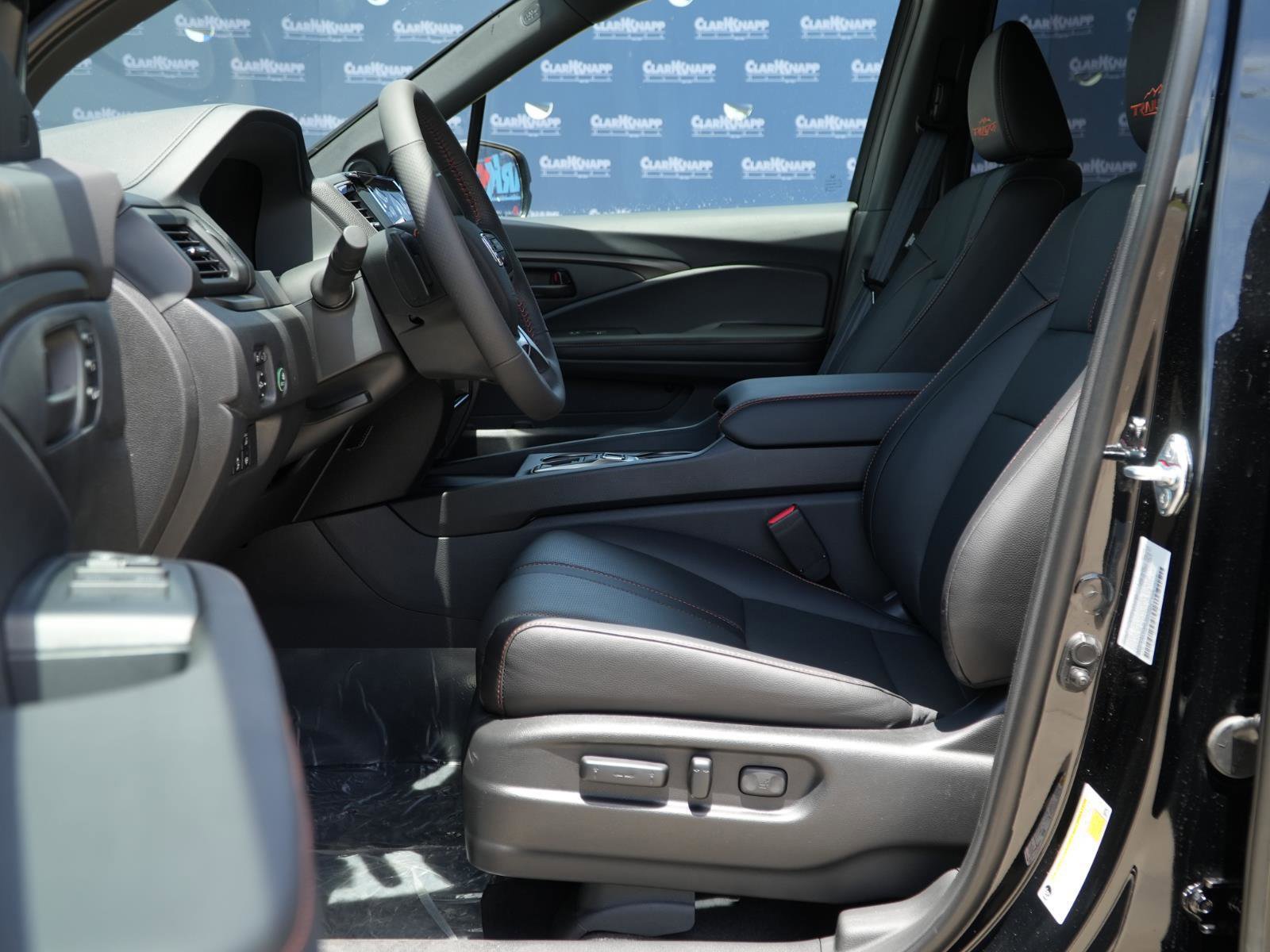 Used 2025 Honda Ridgeline TrailSport+ image 16