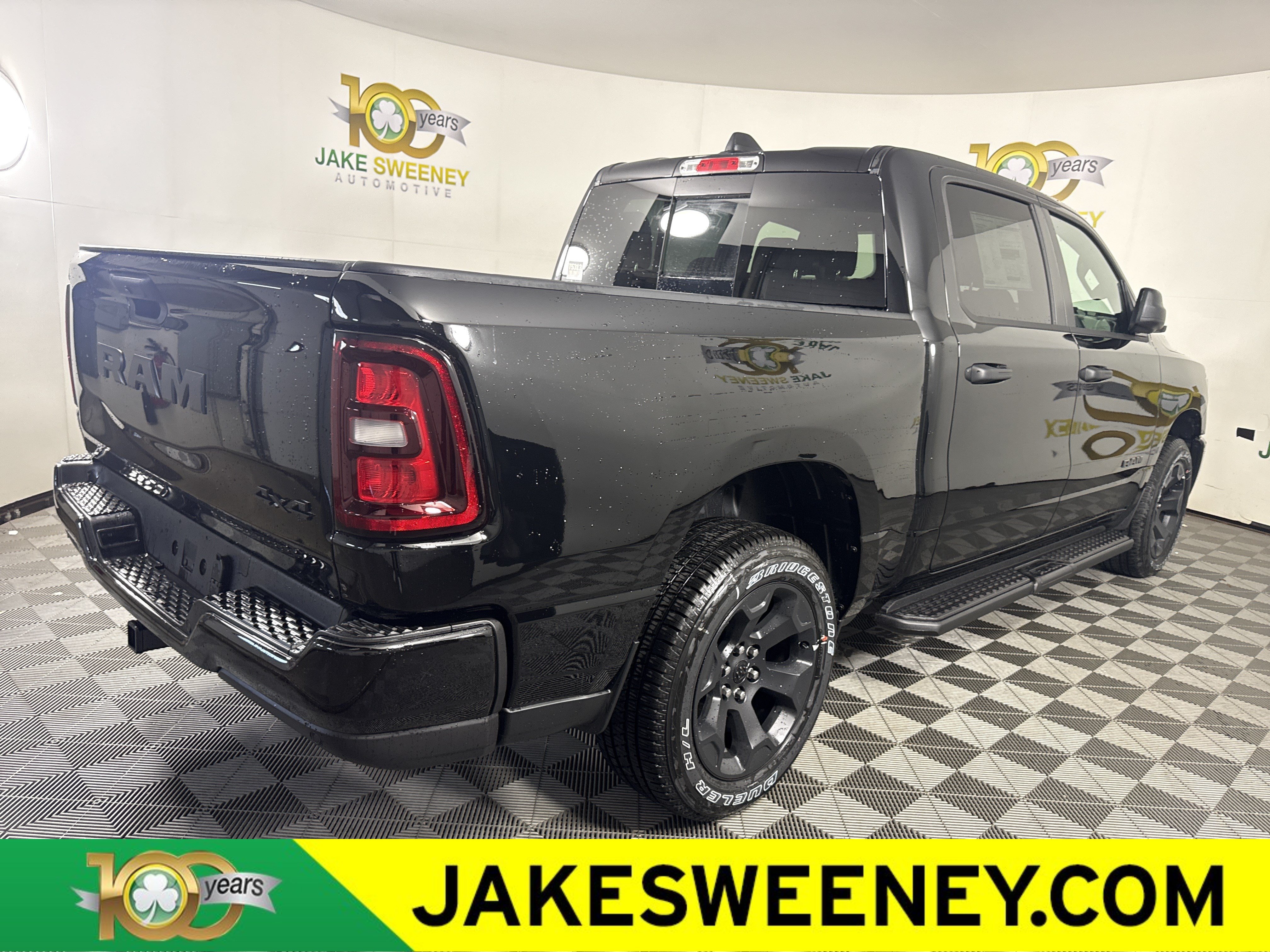 New 2026 RAM 1500 Express AWD/4WD image 10
