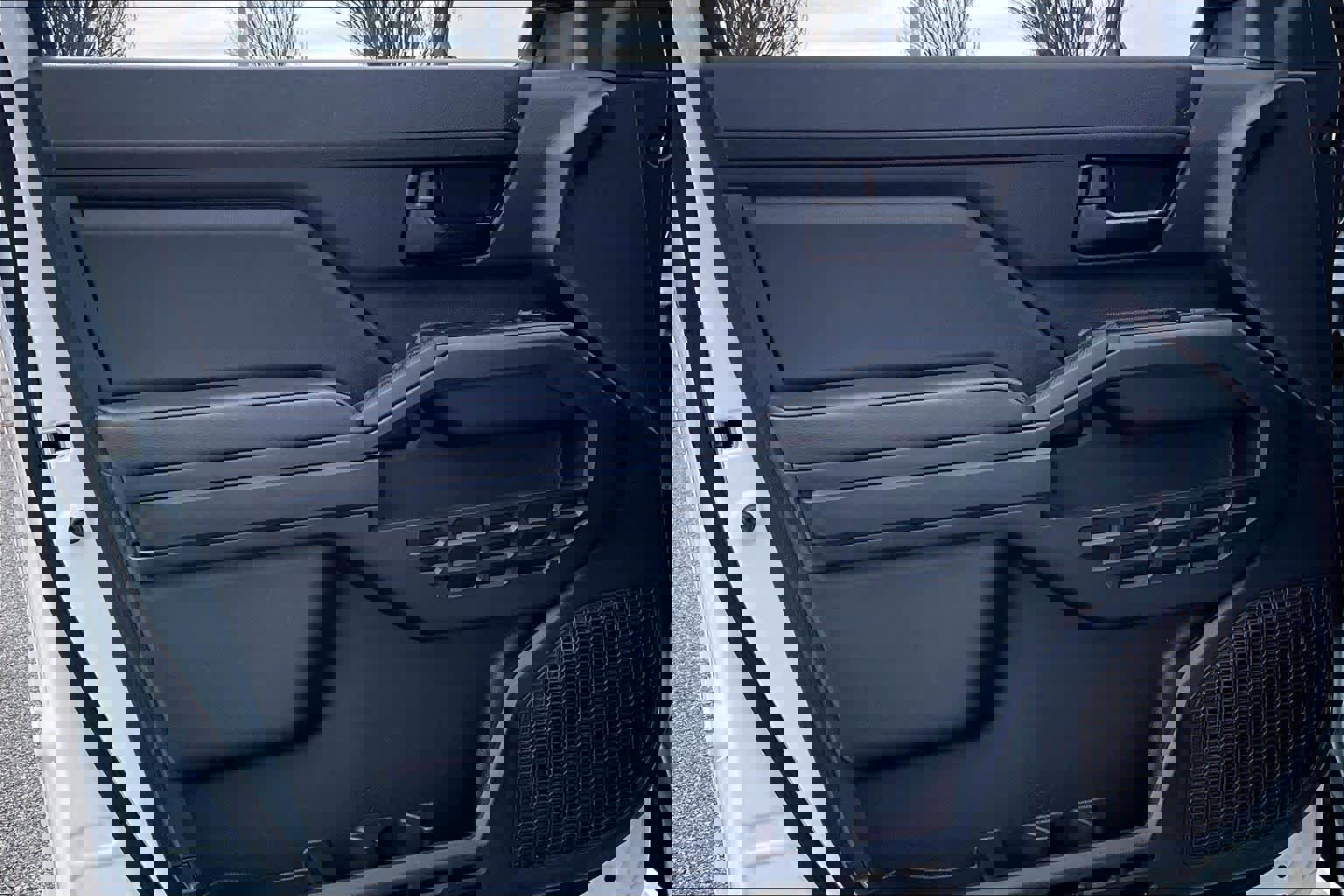 Used 2024 Toyota Tacoma SR w/ SR Upgrade Package image 21