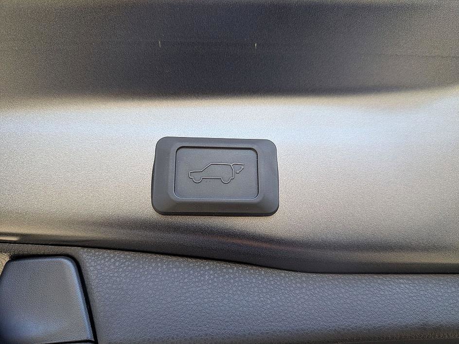 Used 2024 Toyota RAV4 XSE image 29