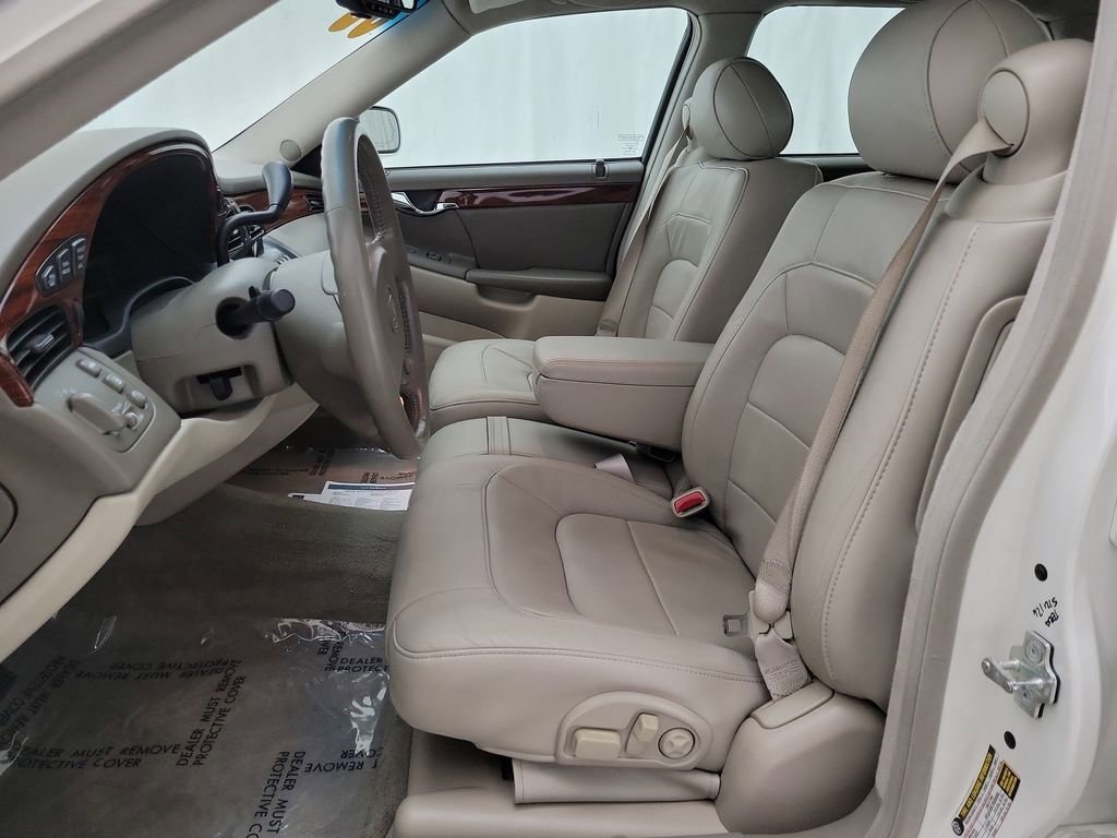 Used 2005 Cadillac De Ville FWD image 8