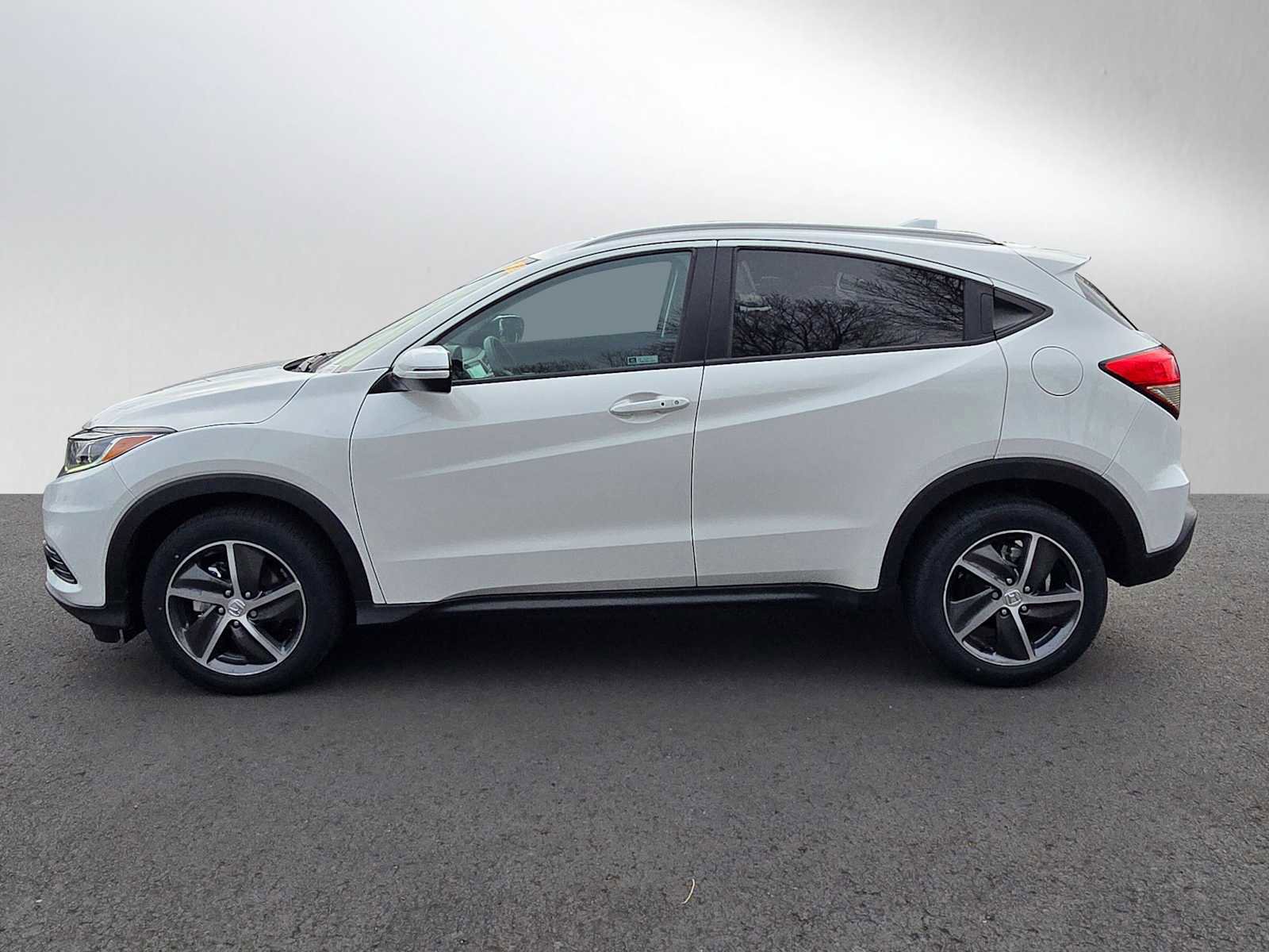 Used 2022 Honda HR-V EX image 6