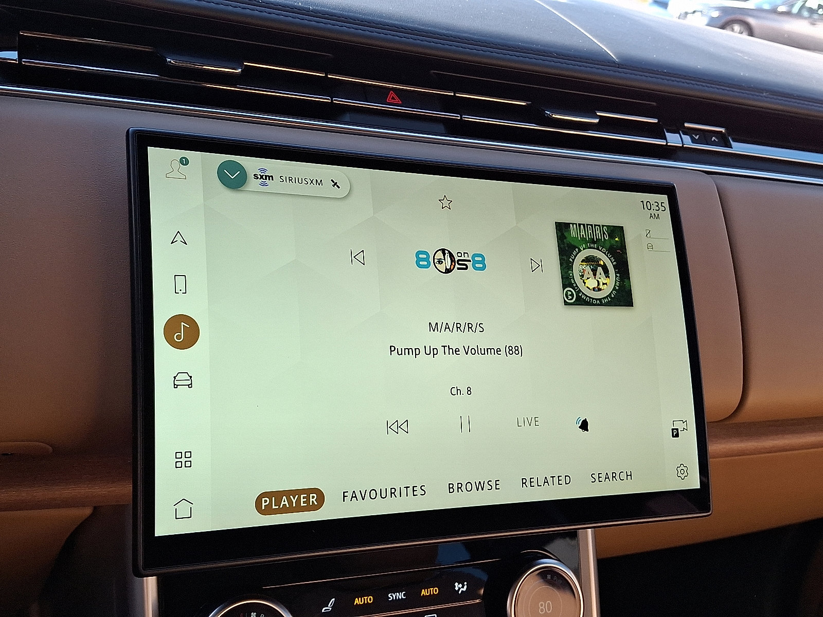 Used 2023 Land Rover Range Rover SE image 19