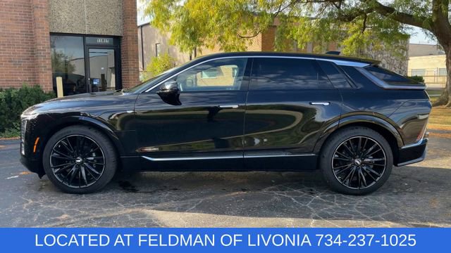 Used 2025 Cadillac Lyriq Luxury image 5