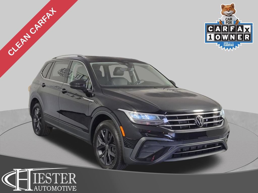 Used 2023 Volkswagen Tiguan SE FWD image 1